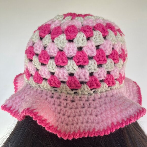 Crochet Bucket Hat Granny Square Pattern Pink and White Adult Size Handmade main image 4